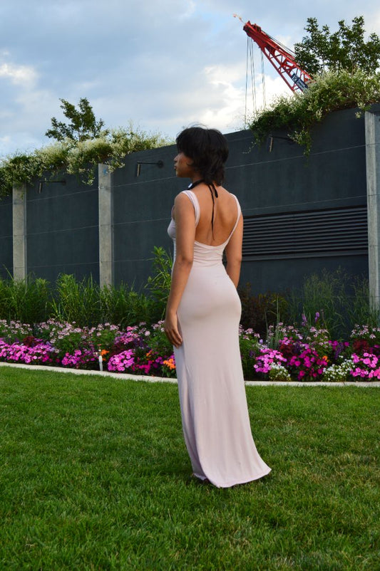 Rückenfreies Maxikleid „Flora“ in Schwarz