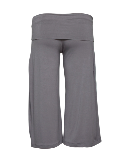 gaucho capri / charcoal grey