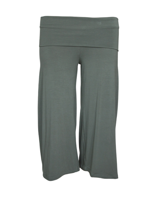 gaucho capri / sage green